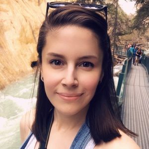 Meet your Posher, Anna